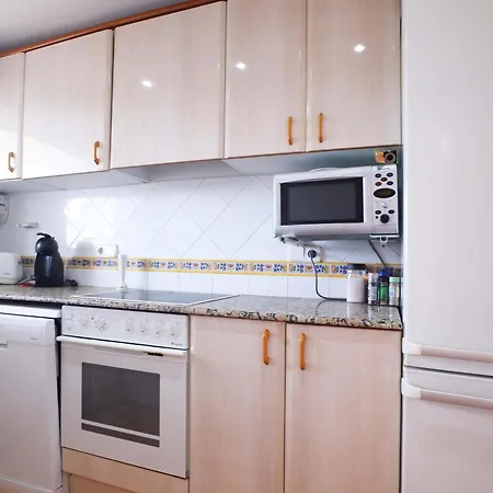 En S'agaró 6 Personas Con Piscina Y Aparcamiento - Es-298-3