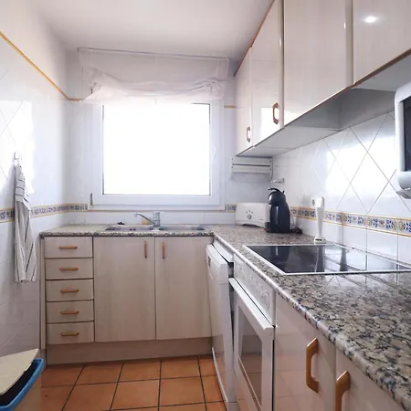 Apartamento En S'agaró 6 Personas Con Piscina Y Aparcamiento - Es-298-3 *